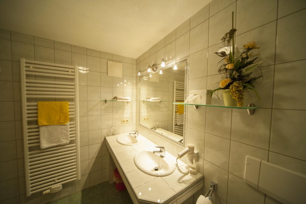 הרוואלד Appartements Al Castagno מראה חיצוני תמונה